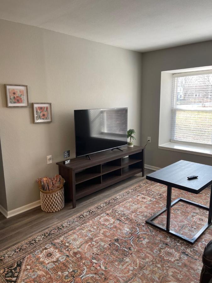 The Deannie Apt #6 - Simple And Homey 2Bd W/ Wifi Hamilton Εξωτερικό φωτογραφία